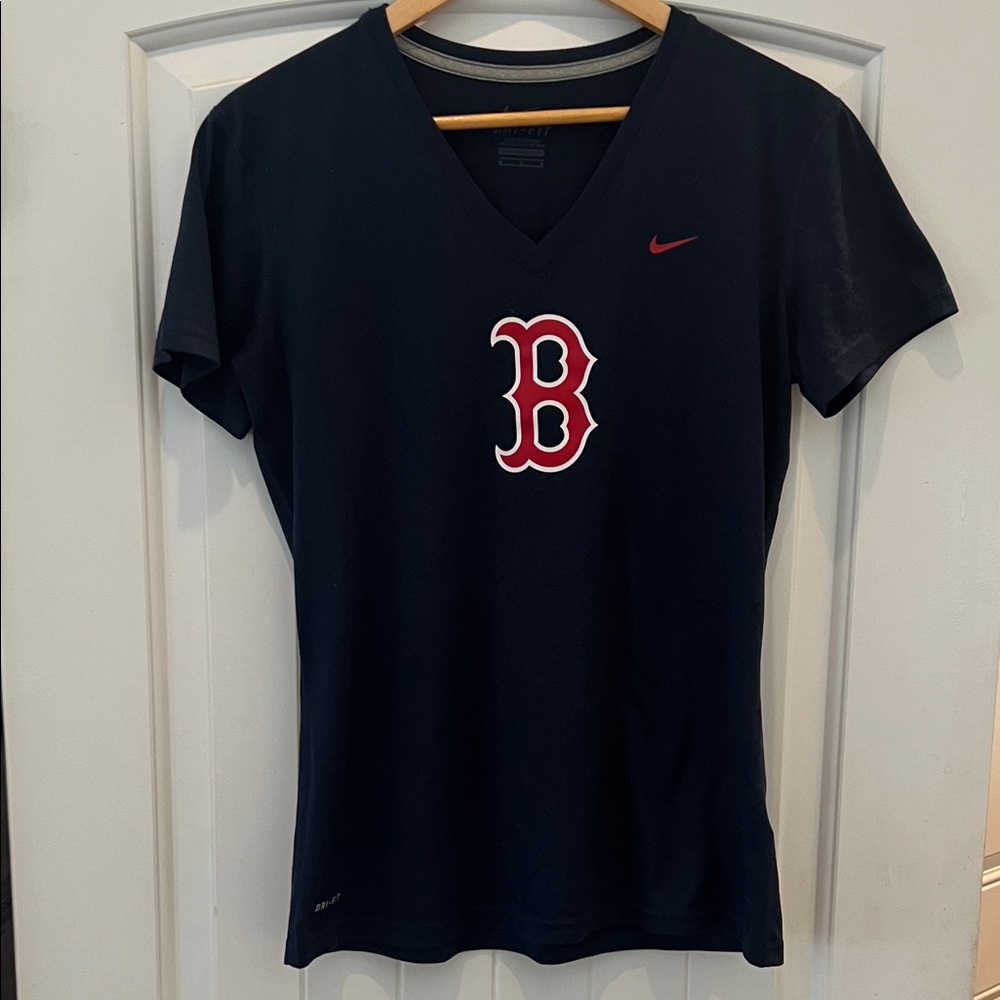 Nike Women's Red Sox Navy V-Neck Tee